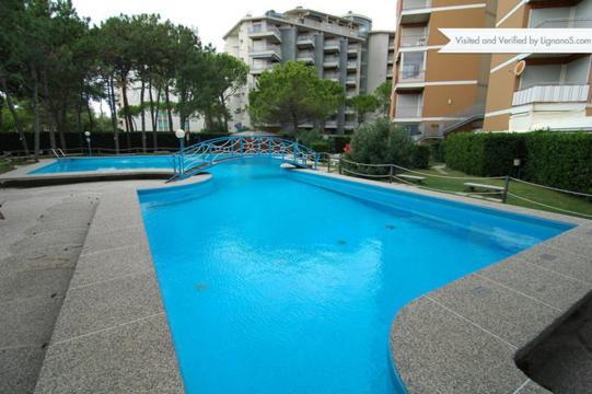 Residence Cristallo - Sabbiadoro Lignano Sabbiadoro Kültér fotó